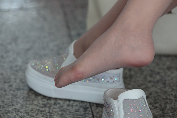 www.syfeet.com_0826.jpg
