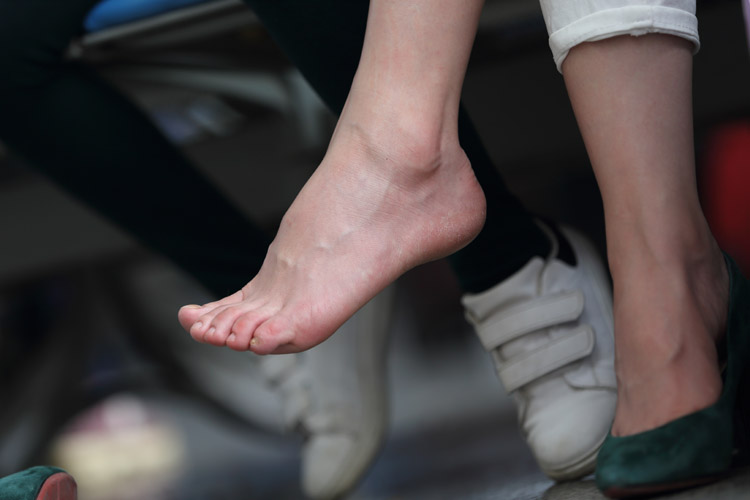 www.syfeet.com_3454.jpg