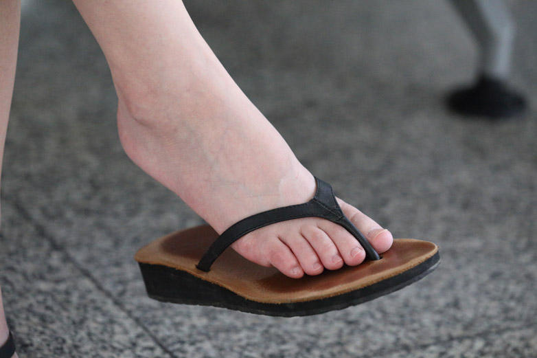 www.syfeet.com_1528.jpg