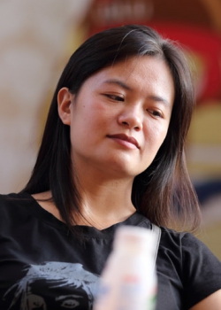 【abc高品质 】闷热天美女从包头鞋脱出脚踮起鞋，这脚底实在太诱惑了 59P