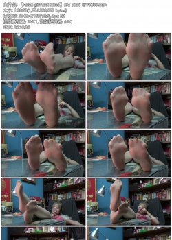 【Asian girl feet soles】KM 1838