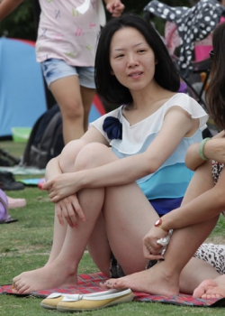 0601 zilin 少妇美足不肯脱，没事，等等总会露的（42P）