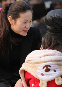 干练美少妇，上演职业装短肉丝的制服诱惑 第二辑 56P