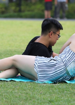 不是女神算我输，别犹豫，喊你看脚就赶紧进来 第一套 50P