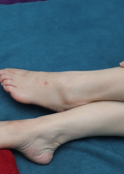 【Youth Feet学生模拍】小莫非常有味道的38码脚Y(60p)