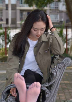 【Eco极品】气质美女性感美足（50P）