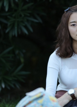 纯到无边的迷人女生，起身后才发现用“童颜巨乳”形容更为合适（21P）