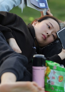 韩系风美少女一双未经开发的纯洁素足，全套美姿让人尽情观赏 第四辑 60P