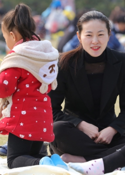 干练美少妇，上演职业装短肉丝的制服诱惑 第一辑 47P
